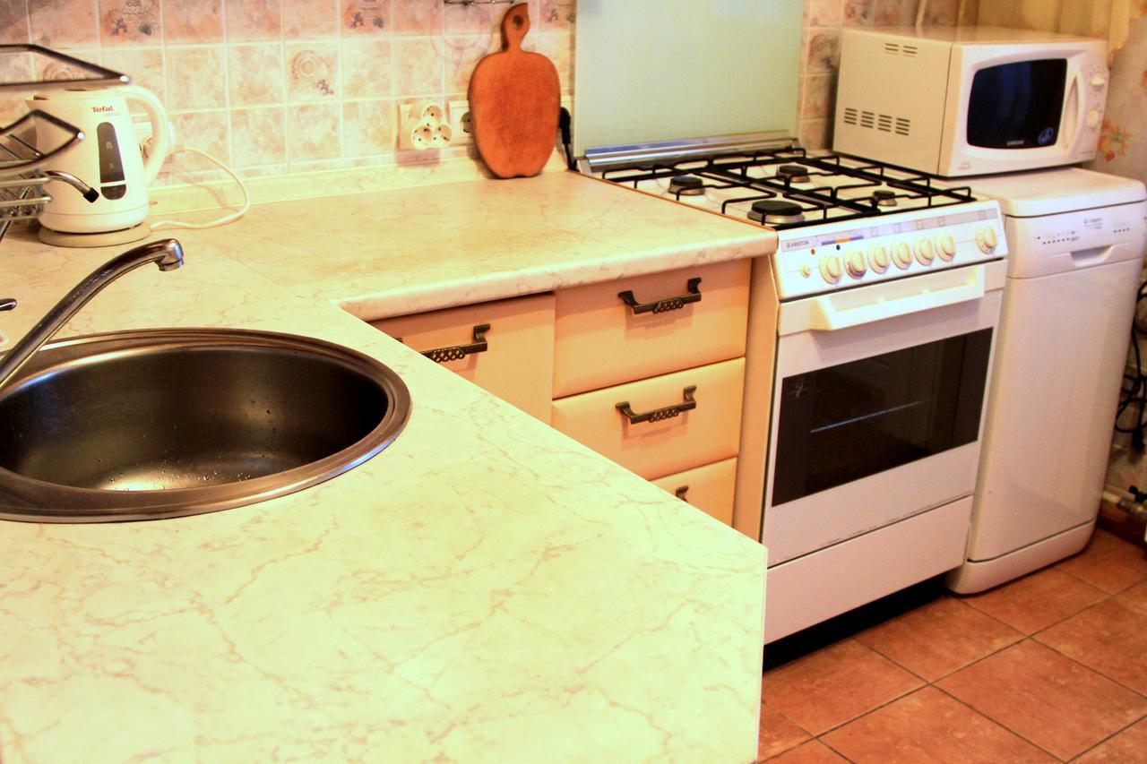 Apartment Near Metro Akademgorodok Киев Экстерьер фото