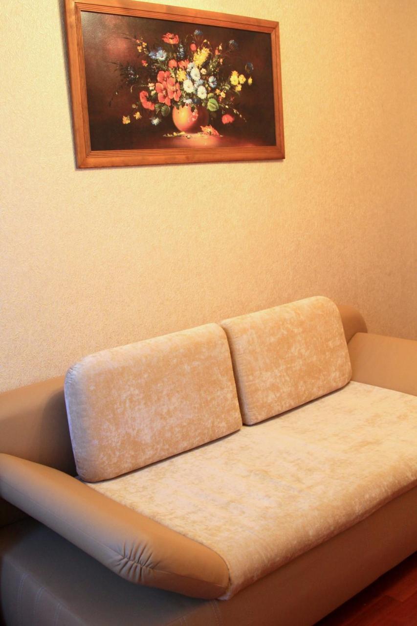 Apartment Near Metro Akademgorodok Киев Экстерьер фото