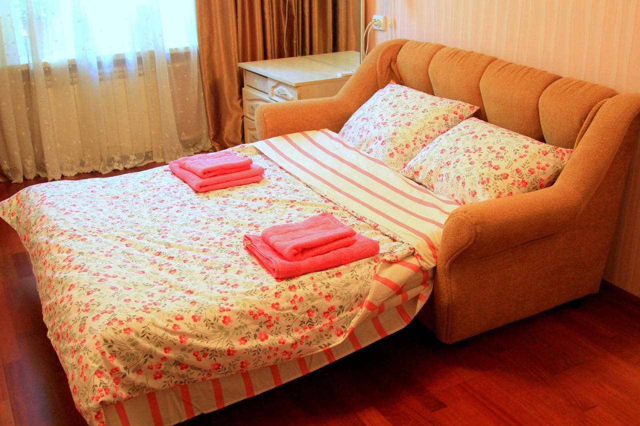 Apartment Near Metro Akademgorodok Киев Экстерьер фото