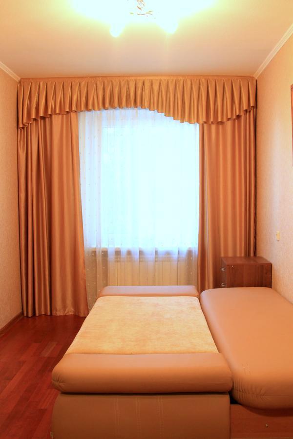 Apartment Near Metro Akademgorodok Киев Экстерьер фото